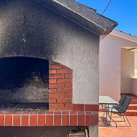 1 Bedroom Amazing In Tribunj Сasa de vacaciones Tribalj